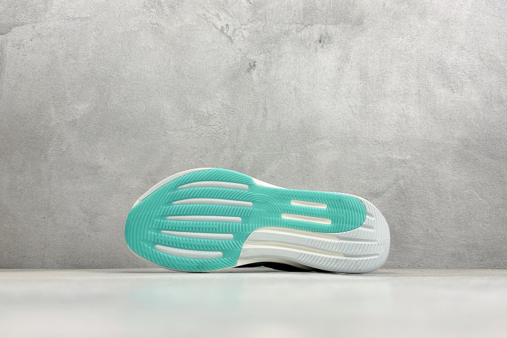 Adidas Supernova Prima M 低帮透气休闲运动跑鞋 TE1690