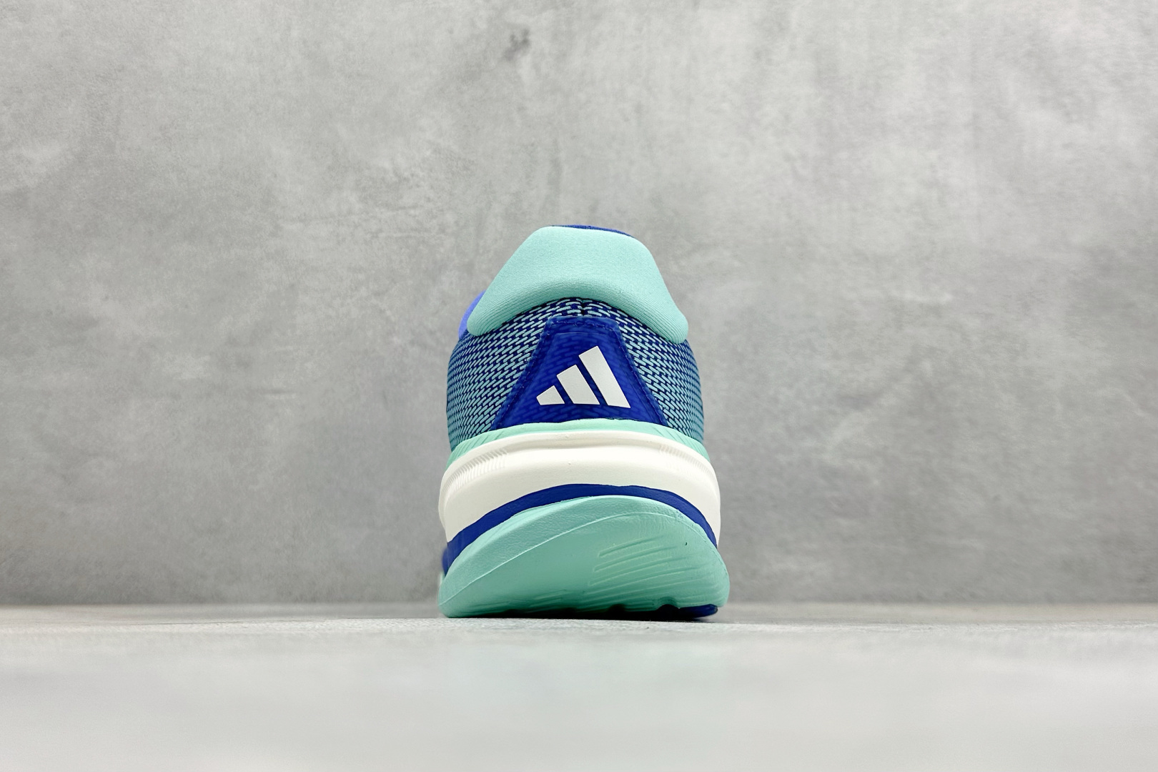 Adidas Supernova Prima M 低帮透气休闲运动跑鞋 TE1695