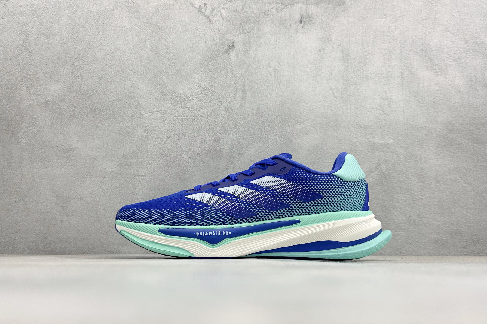 Adidas Supernova Prima M 低帮透气休闲运动跑鞋 TE1695