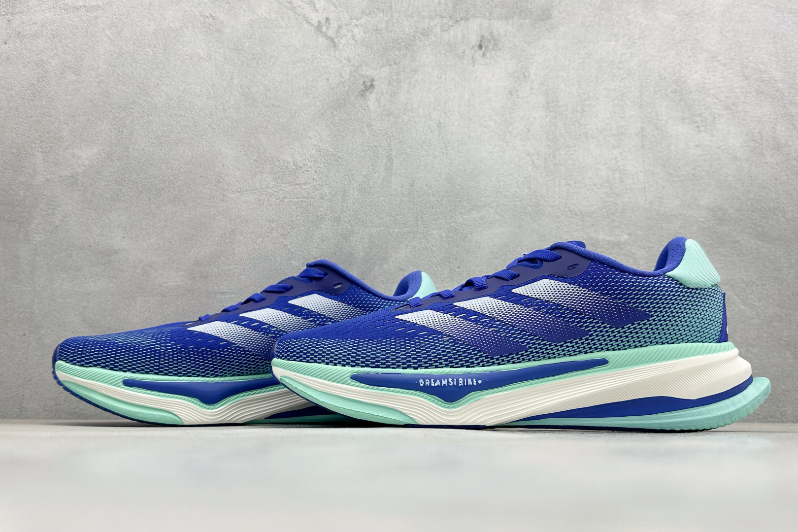 Adidas Supernova Prima M 低帮透气休闲运动跑鞋 TE1695