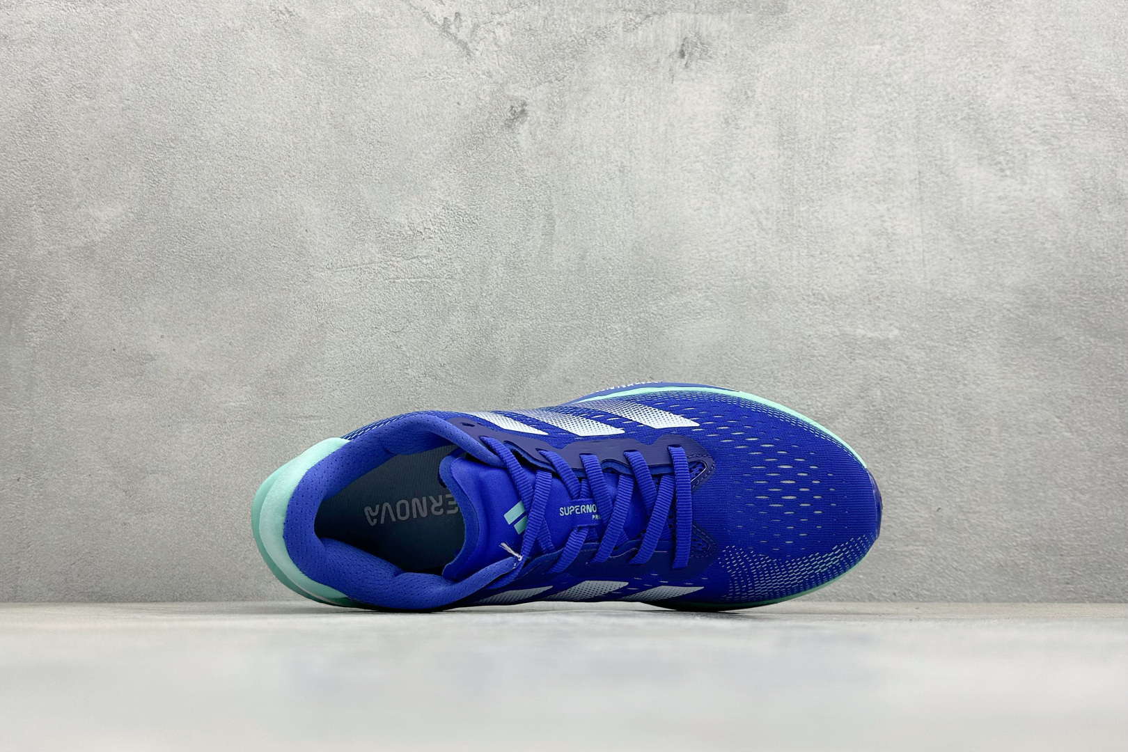 Adidas Supernova Prima M 低帮透气休闲运动跑鞋 TE1695