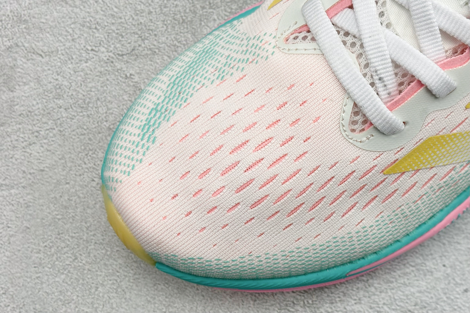 Adidas Supernova Prima M 低帮透气休闲运动跑鞋 TE1691