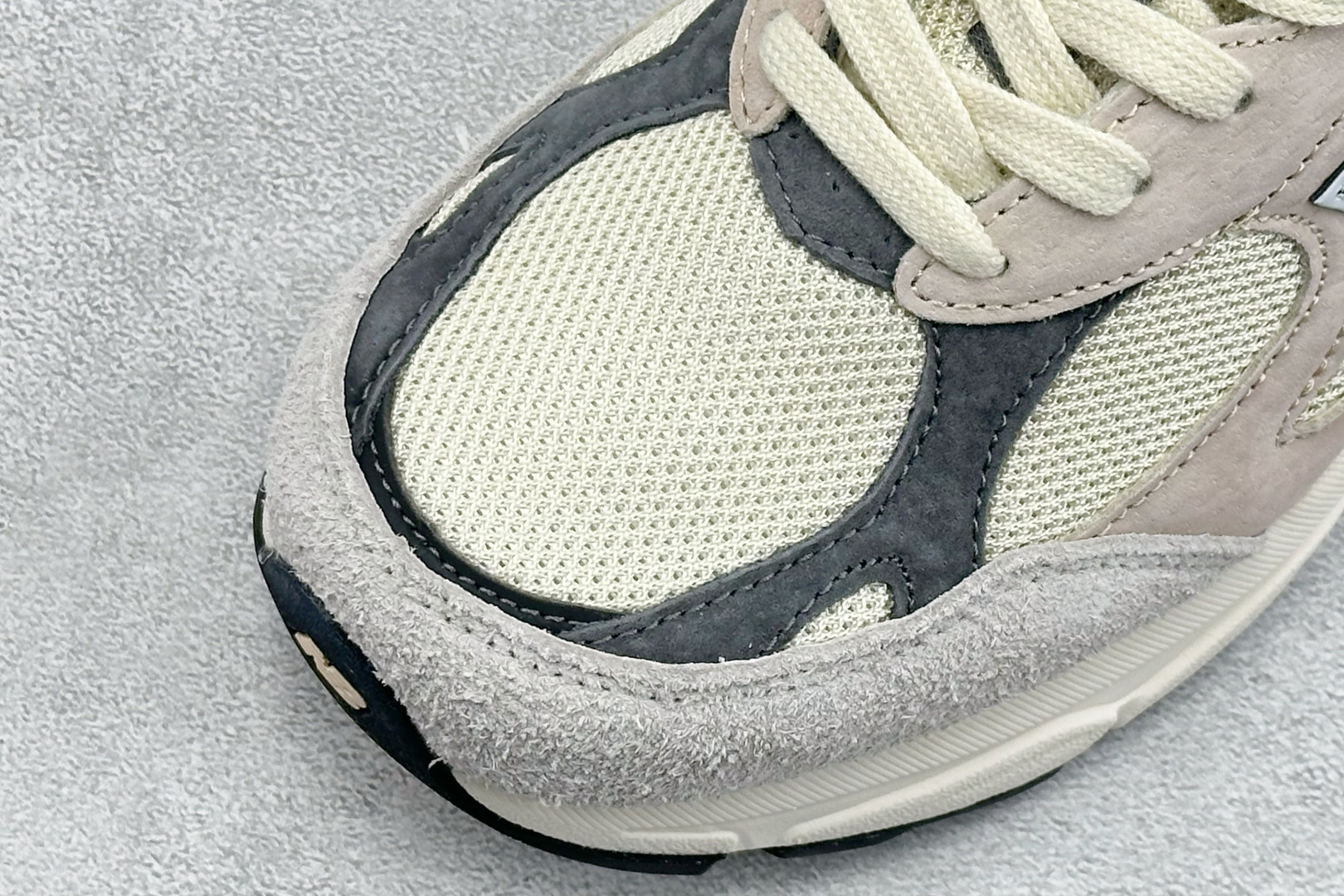 DS版New Balance 新百伦 990V3系列联名款复古休闲跑步鞋 M990AD3 DS版New Balance 新百伦 990V3系列联名款复古休闲跑步鞋 M990AD3