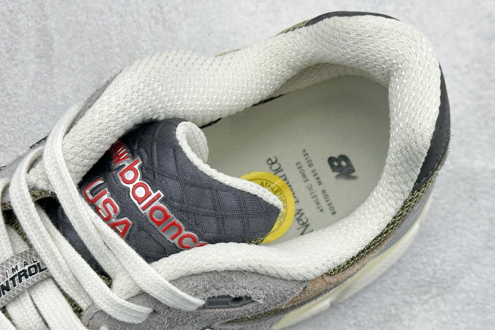 DS版New Balance 新百伦 990V3系列联名款复古休闲跑步鞋 M990TG3
