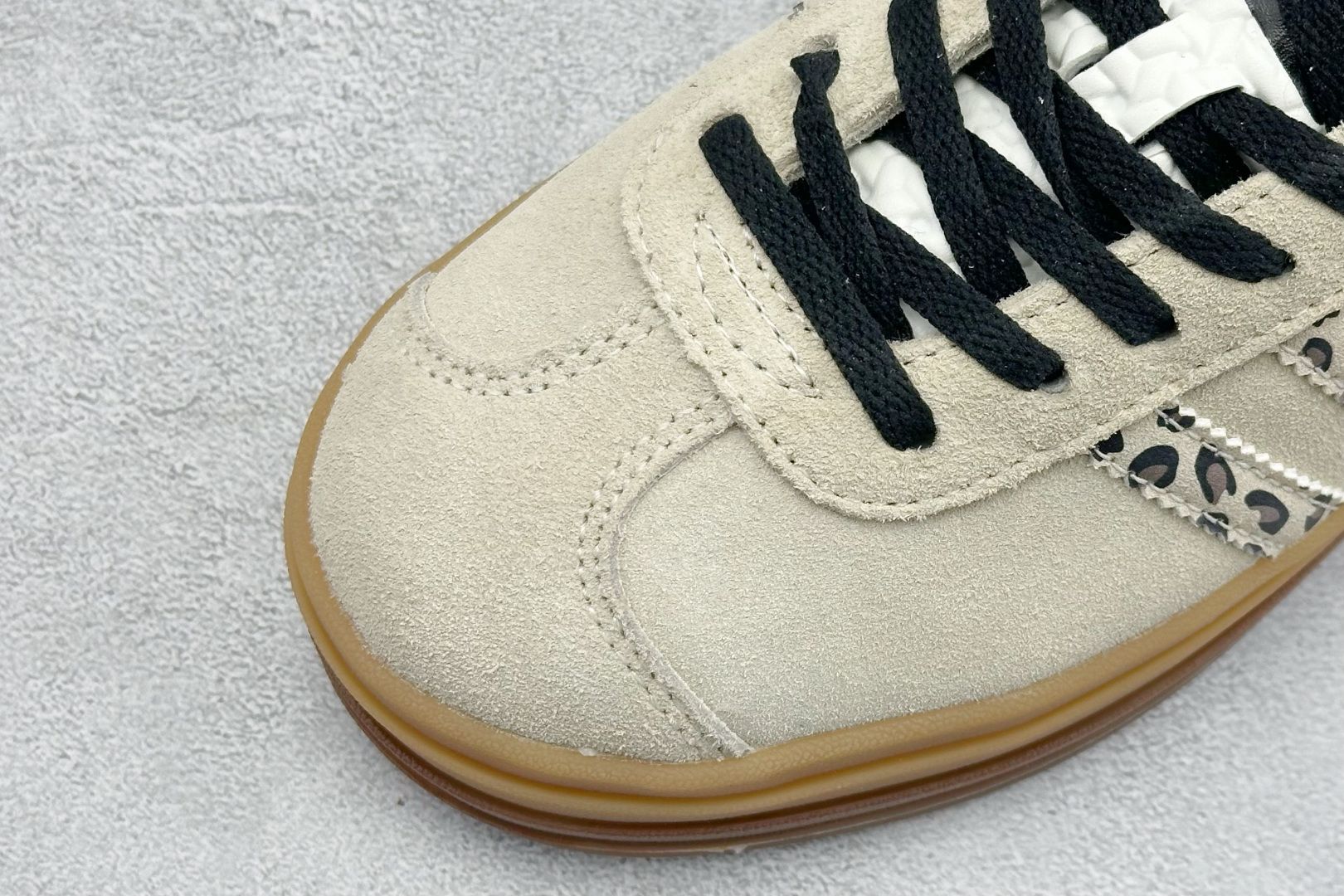 FX版Adidas Originals Gazelle Bold 三叶草厚底休闲防滑耐磨低帮板鞋 JI1370 FX版Adidas Originals Gazelle Bold 三叶草厚底休闲防滑耐磨低帮板鞋 JI1370