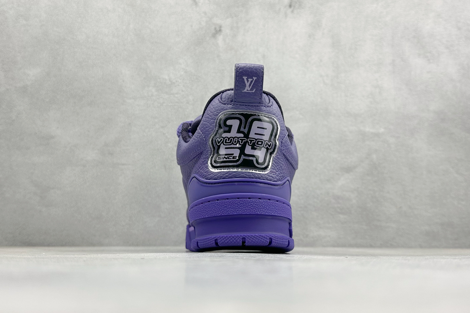 YS纯原LOUISVUITTONSkate小牛皮圆头系带低帮板鞋紫色 YS纯原LOUISVUITTONSkate小牛皮圆头系带低帮板鞋紫色