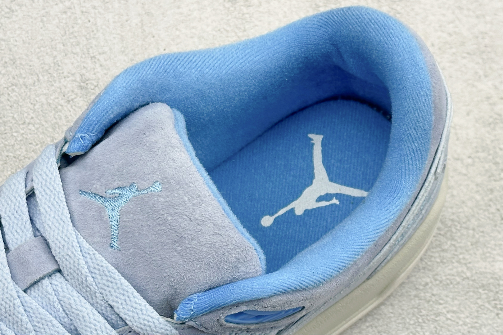Air Jordan Flight Court 乔丹低帮复古篮球鞋 FZ9854-400 Air Jordan Flight Court 乔丹低帮复古篮球鞋 FZ9854-400