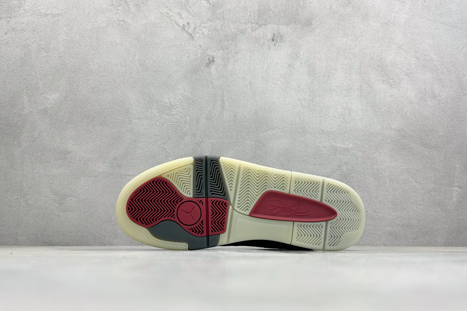 Air Jordan Flight Court 乔丹低帮复古篮球鞋 HQ2958-006 Air Jordan Flight Court 乔丹低帮复古篮球鞋 HQ2958-006