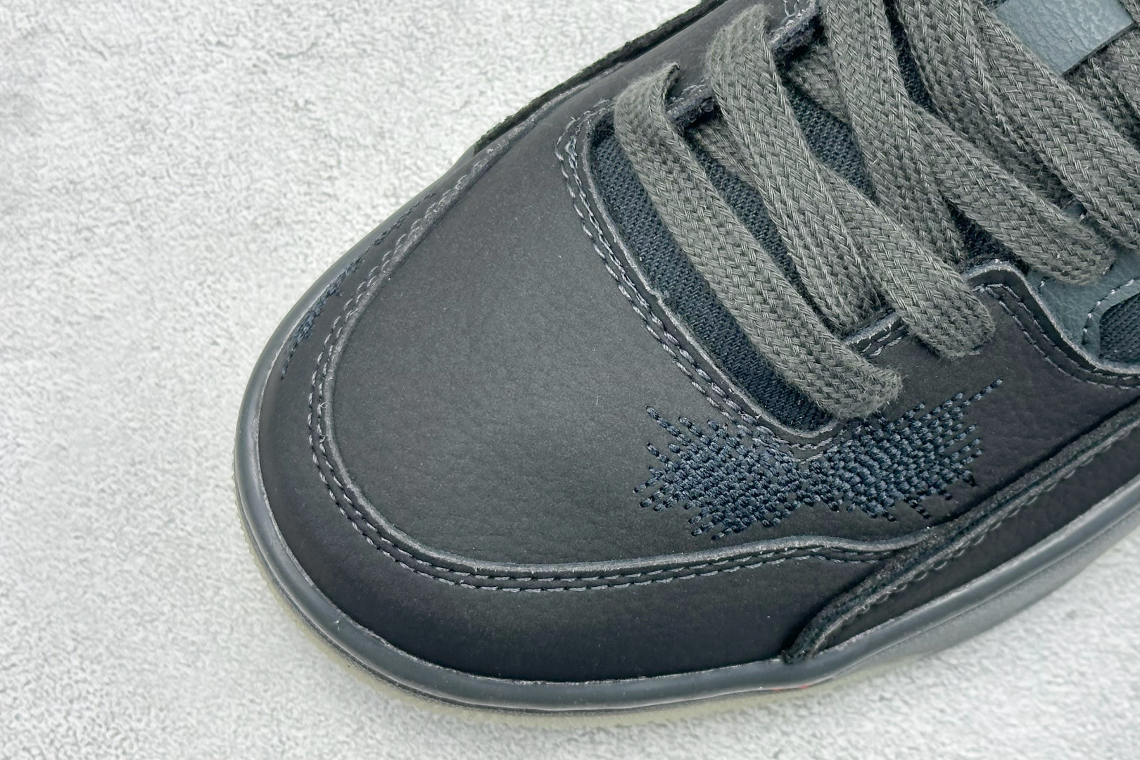 Air Jordan Flight Court 乔丹低帮复古篮球鞋 HQ2958-006 Air Jordan Flight Court 乔丹低帮复古篮球鞋 HQ2958-006