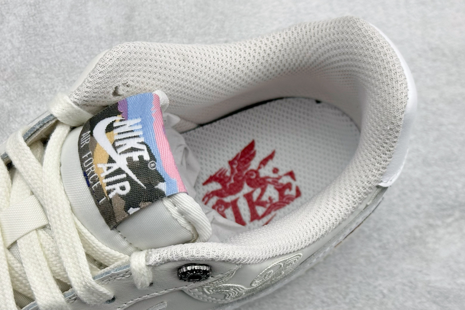S2Nike Air Force 1 '07 Pegasus Pack 马年限定CNY新年款脱缰系列 舒适贴合 透气低帮板鞋 IQ1119-011 S2Nike Air Force 1 '07 Pegasus Pack 马年限定CNY新年款脱缰系列 舒适贴合 透气低帮板鞋 IQ1119-011