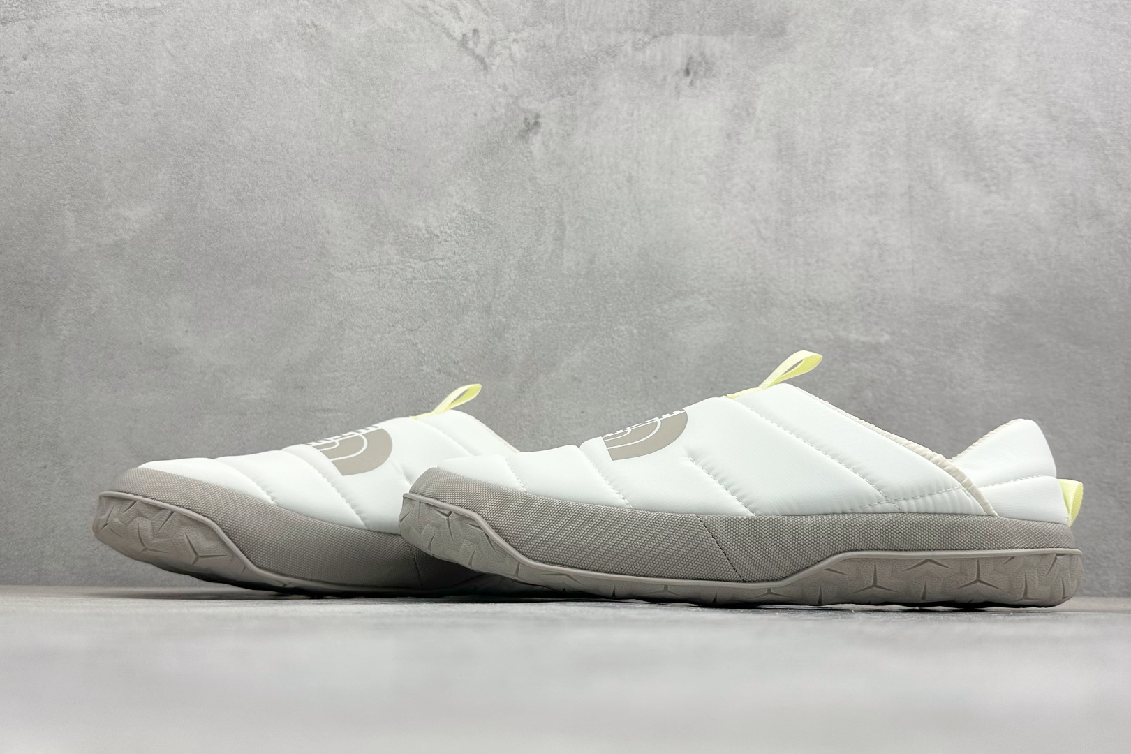 The North M Nuptse Mule 北面舒适耐磨透气低帮生活鞋 NFOA5G2B7UR-085