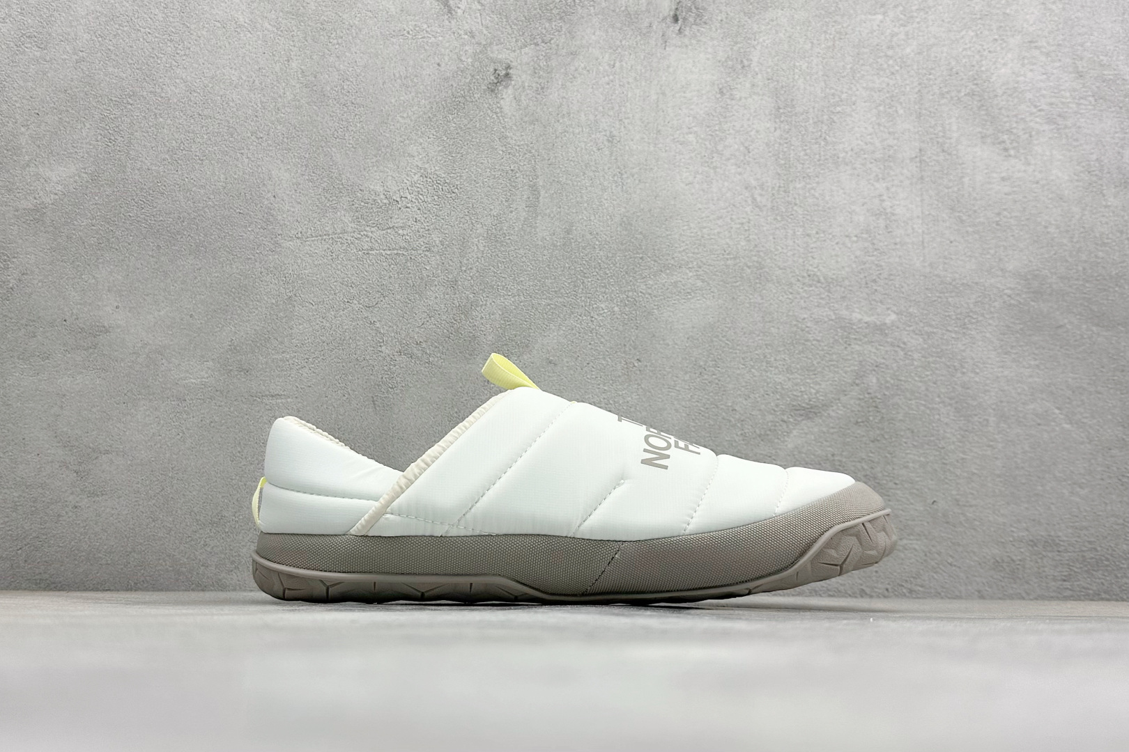 The North M Nuptse Mule 北面舒适耐磨透气低帮生活鞋 NFOA5G2B7UR-085