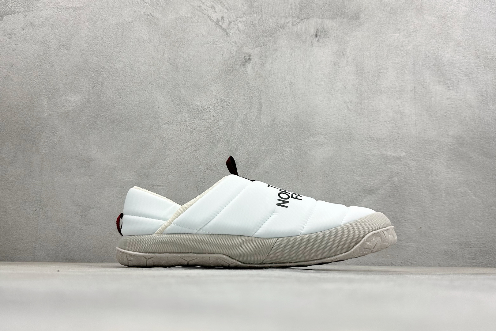 150 The North M Nuptse Mule 北面舒适耐磨透气低帮生活鞋 NFOA5G2BQ4C-100