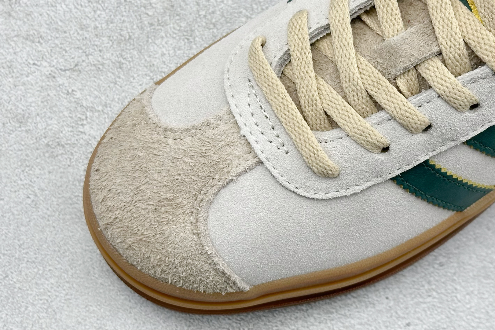 FX版Adidas Originals Gazelle Bold 三叶草厚底休闲防滑耐磨低帮板鞋 ID7056 FX版Adidas Originals Gazelle Bold 三叶草厚底休闲防滑耐磨低帮板鞋 ID7056