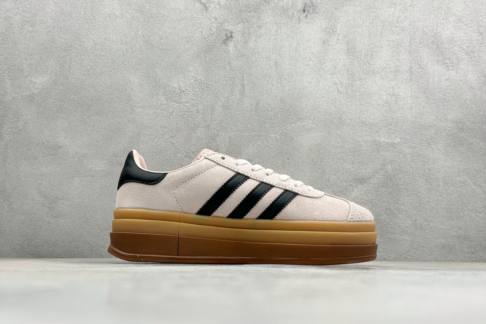 FX版Adidas Originals Gazelle Bold 三叶草厚底休闲防滑耐磨低帮板鞋 IE0429 FX版Adidas Originals Gazelle Bold 三叶草厚底休闲防滑耐磨低帮板鞋 IE0429