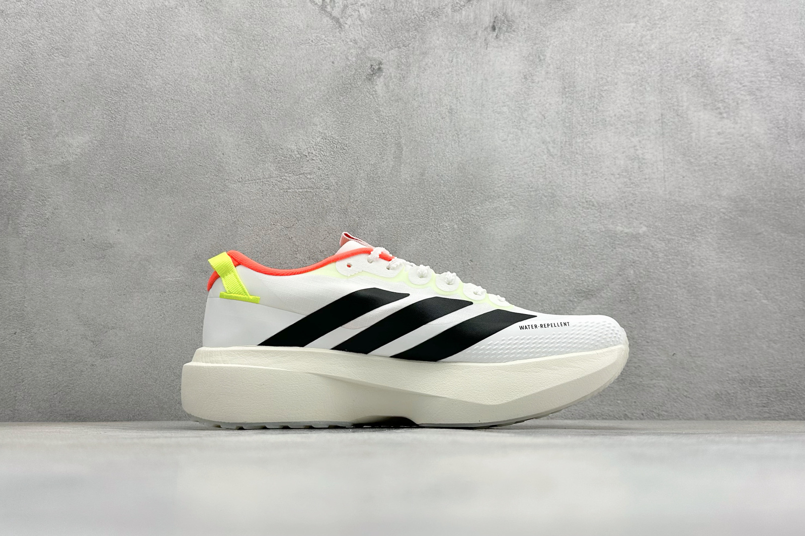 TY版AD ADIZERO EVO SL ATR 阿迪超轻透气缓震跑鞋 KK0328 TY版AD ADIZERO EVO SL ATR 阿迪超轻透气缓震跑鞋 KK0328