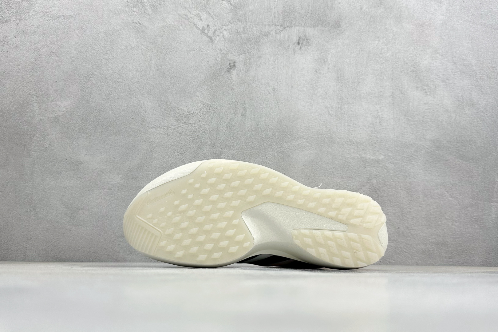 TY版AD ADIZERO EVO SL ATR 阿迪超轻透气缓震跑鞋 KK0328 TY版AD ADIZERO EVO SL ATR 阿迪超轻透气缓震跑鞋 KK0328