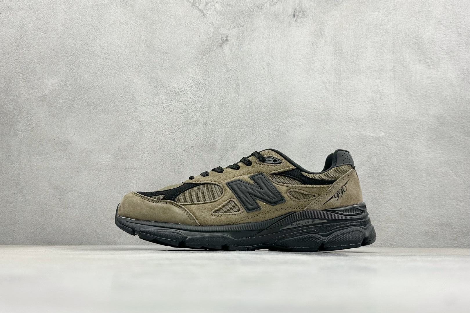 DS版New Balance 新百伦 990V3系列联名款复古休闲跑步鞋 M990JJ3 DS版New Balance 新百伦 990V3系列联名款复古休闲跑步鞋 M990JJ3