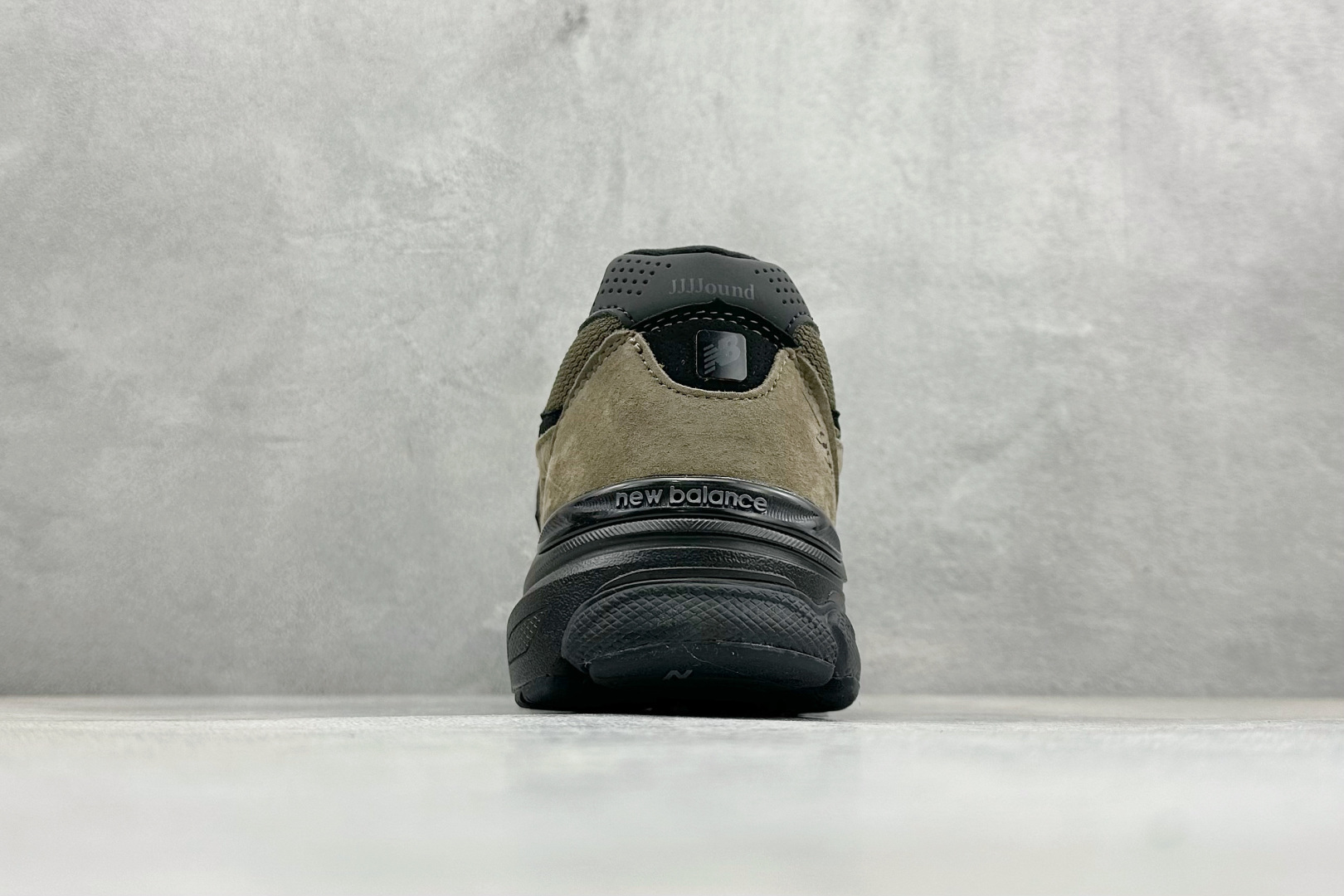 DS版New Balance 新百伦 990V3系列联名款复古休闲跑步鞋 M990JJ3 DS版New Balance 新百伦 990V3系列联名款复古休闲跑步鞋 M990JJ3