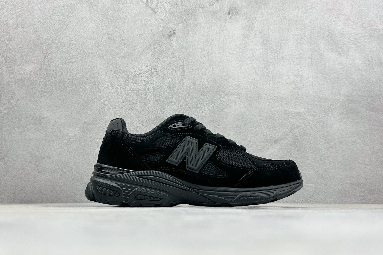 DS版New Balance 新百伦 990V3系列联名款复古休闲跑步鞋 M990TB3 DS版New Balance 新百伦 990V3系列联名款复古休闲跑步鞋 M990TB3