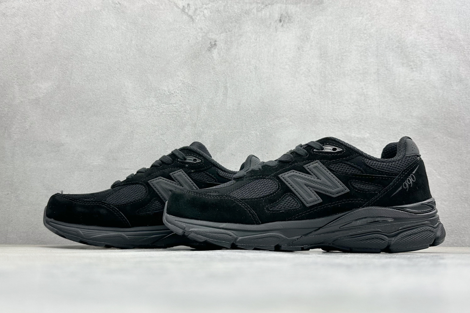DS版New Balance 新百伦 990V3系列联名款复古休闲跑步鞋 M990TB3 DS版New Balance 新百伦 990V3系列联名款复古休闲跑步鞋 M990TB3