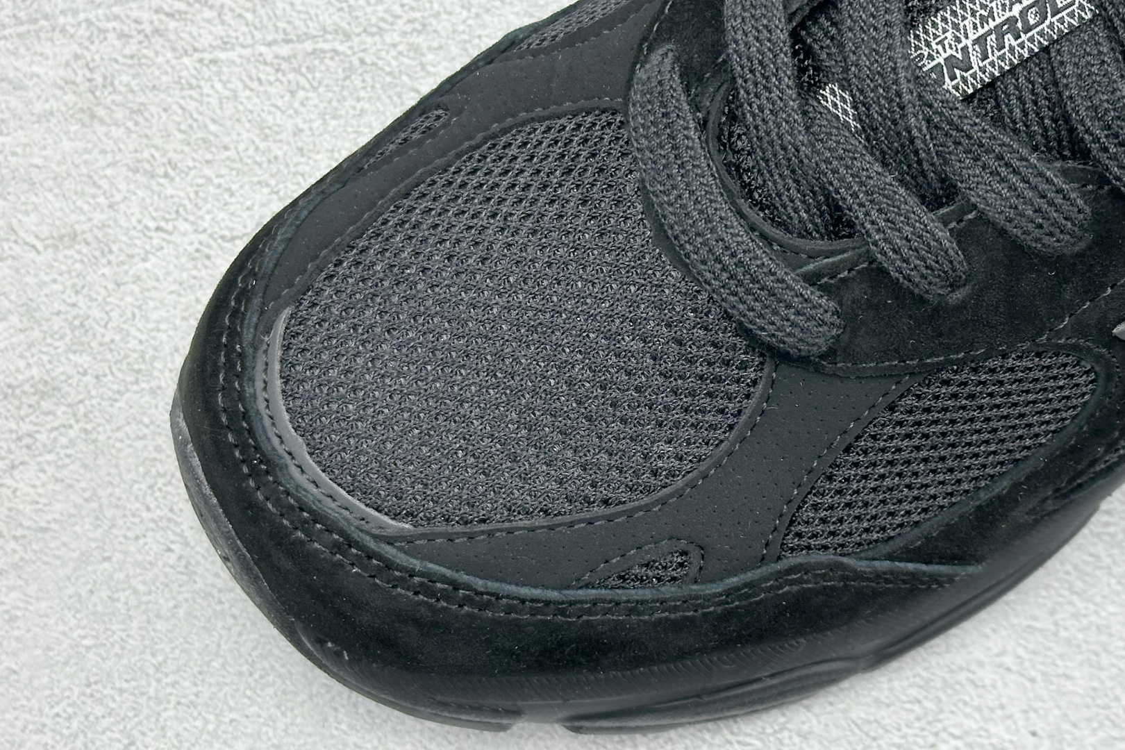 DS版New Balance 新百伦 990V3系列联名款复古休闲跑步鞋 M990TB3 DS版New Balance 新百伦 990V3系列联名款复古休闲跑步鞋 M990TB3