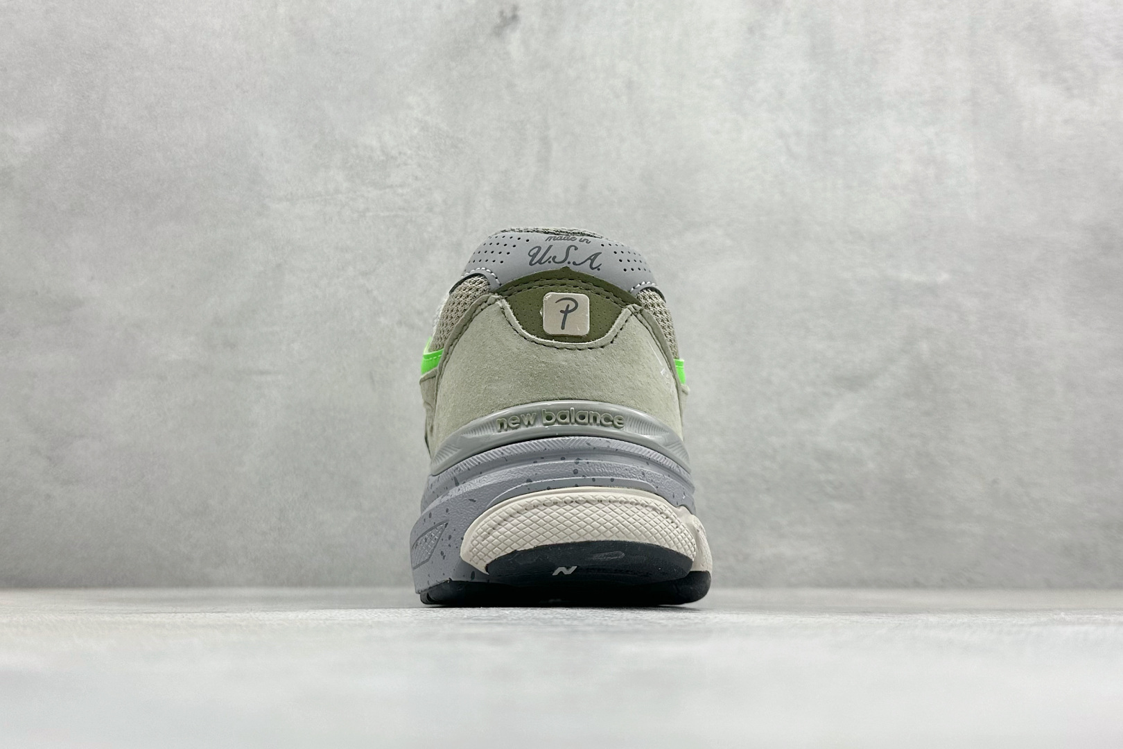 220 DS版New Balance 新百伦 990V3系列联名款复古休闲跑步鞋 M990PP3-Chinese UA Cheap High Quatity Brand Clothes Bags handbags Sneakers wholesale wholesaler seller from China Factory suppliers Fashion Clothing Shoes best Quality Beautiful Price 220 DS版New Balance 新百伦 990V3系列联名款复古休闲跑步鞋 M990PP3
