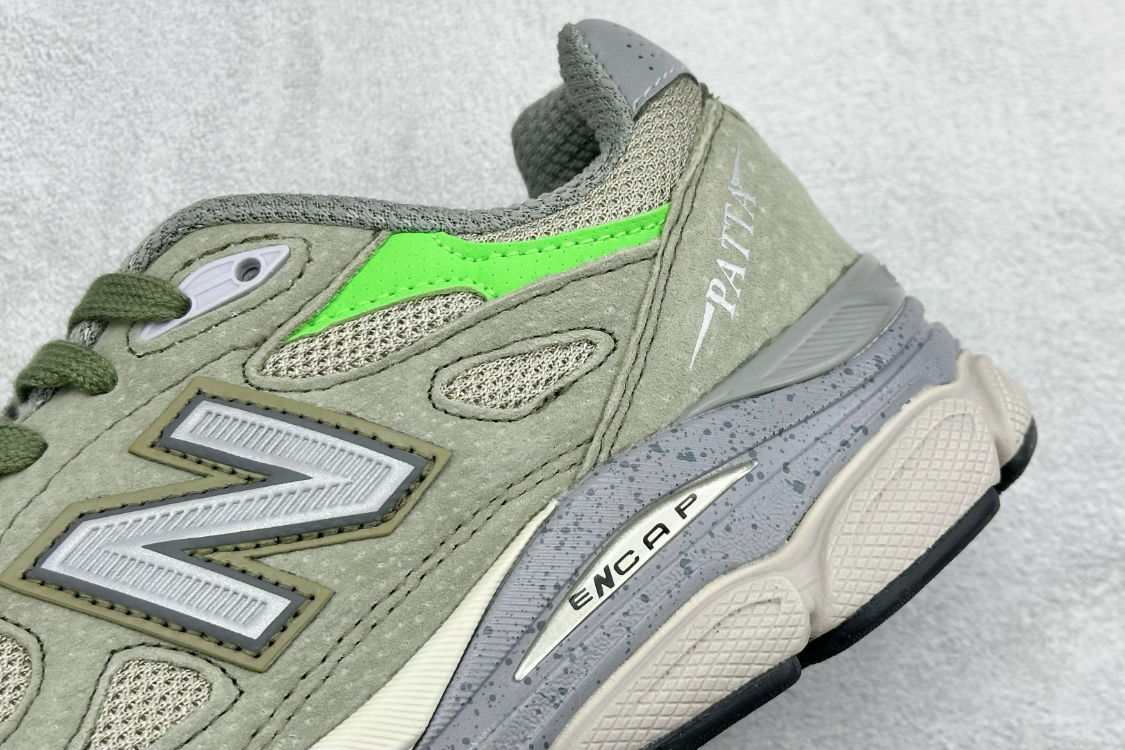 220 DS版New Balance 新百伦 990V3系列联名款复古休闲跑步鞋 M990PP3-Chinese UA Cheap High Quatity Brand Clothes Bags handbags Sneakers wholesale wholesaler seller from China Factory suppliers Fashion Clothing Shoes best Quality Beautiful Price 220 DS版New Balance 新百伦 990V3系列联名款复古休闲跑步鞋 M990PP3