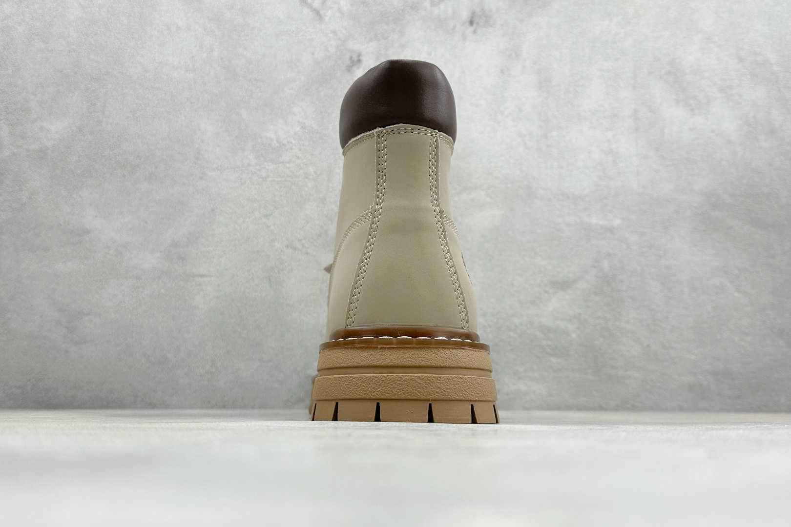 Timberland添柏岚/天伯伦秋冬新品(毛绒内里保暖锁热)秋冬必备户外休闲大黄靴系列 A18065M Timberland添柏岚/天伯伦秋冬新品(毛绒内里保暖锁热)秋冬必备户外休闲大黄靴系列 A18065M