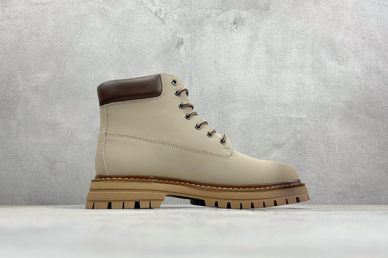 Timberland添柏岚/天伯伦秋冬新品(毛绒内里保暖锁热)秋冬必备户外休闲大黄靴系列 A18065M Timberland添柏岚/天伯伦秋冬新品(毛绒内里保暖锁热)秋冬必备户外休闲大黄靴系列 A18065M
