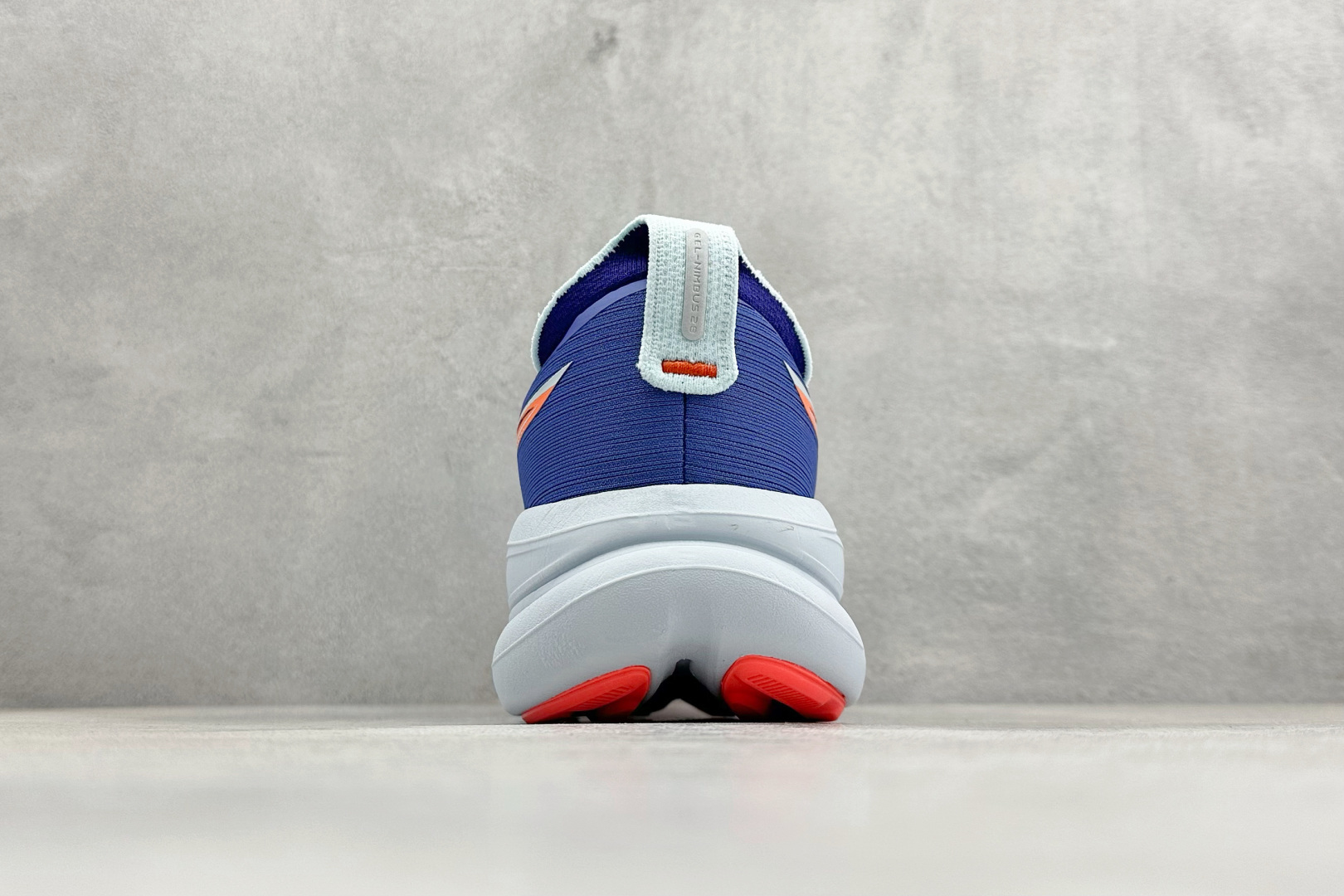 Asics Gel-Nimbus 28 亚瑟士复古透气休闲鞋缓震耐磨跑步鞋 1011C127-401 Asics Gel-Nimbus 28 亚瑟士复古透气休闲鞋缓震耐磨跑步鞋 1011C127-401