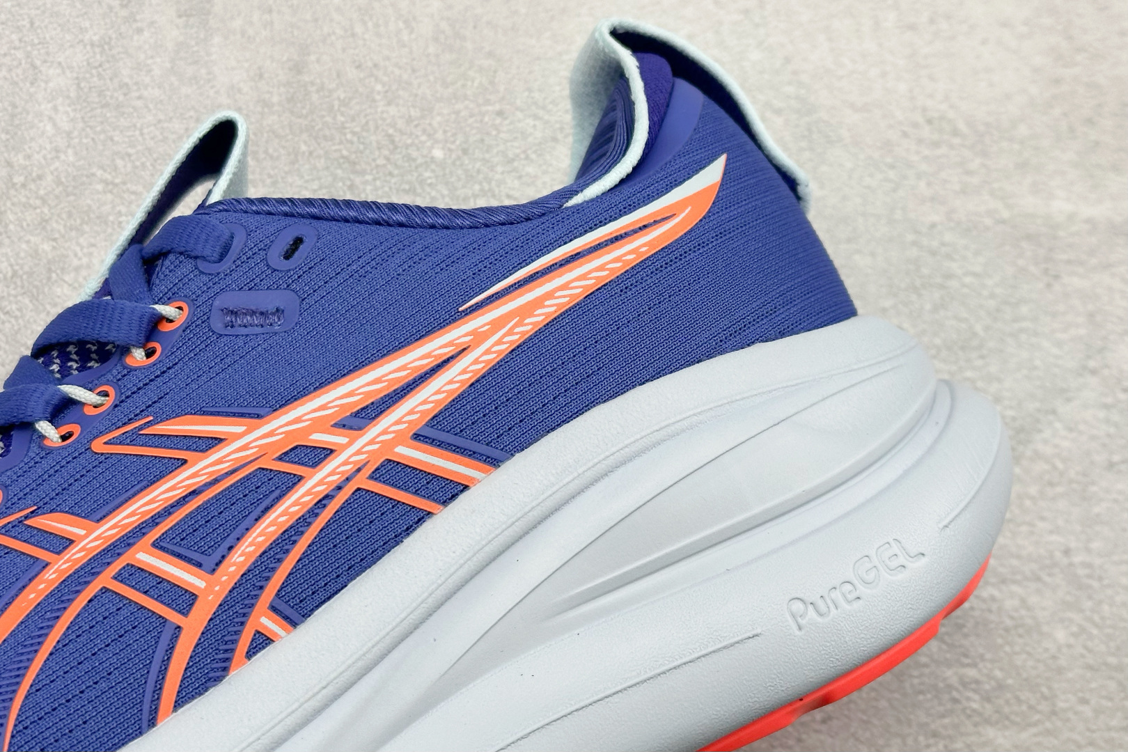 Asics Gel-Nimbus 28 亚瑟士复古透气休闲鞋缓震耐磨跑步鞋 1011C127-401 Asics Gel-Nimbus 28 亚瑟士复古透气休闲鞋缓震耐磨跑步鞋 1011C127-401