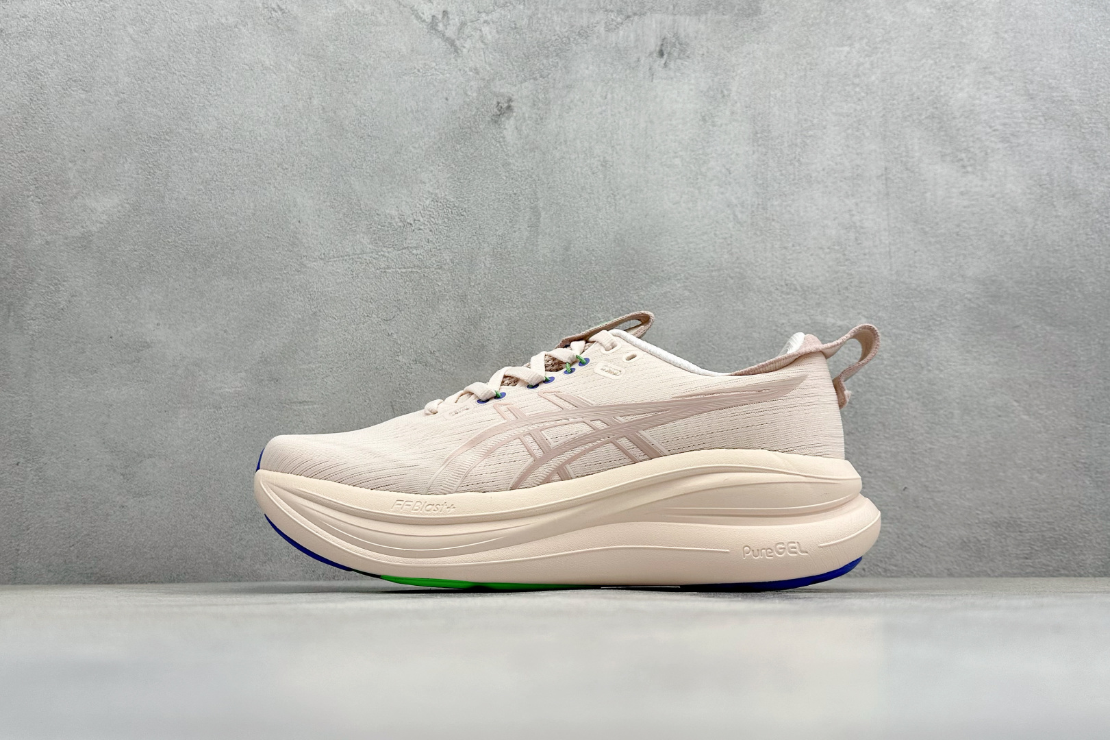 Asics Gel-Nimbus 28 亚瑟士复古透气休闲鞋缓震耐磨跑步鞋 1011C127-700 Asics Gel-Nimbus 28 亚瑟士复古透气休闲鞋缓震耐磨跑步鞋 1011C127-700