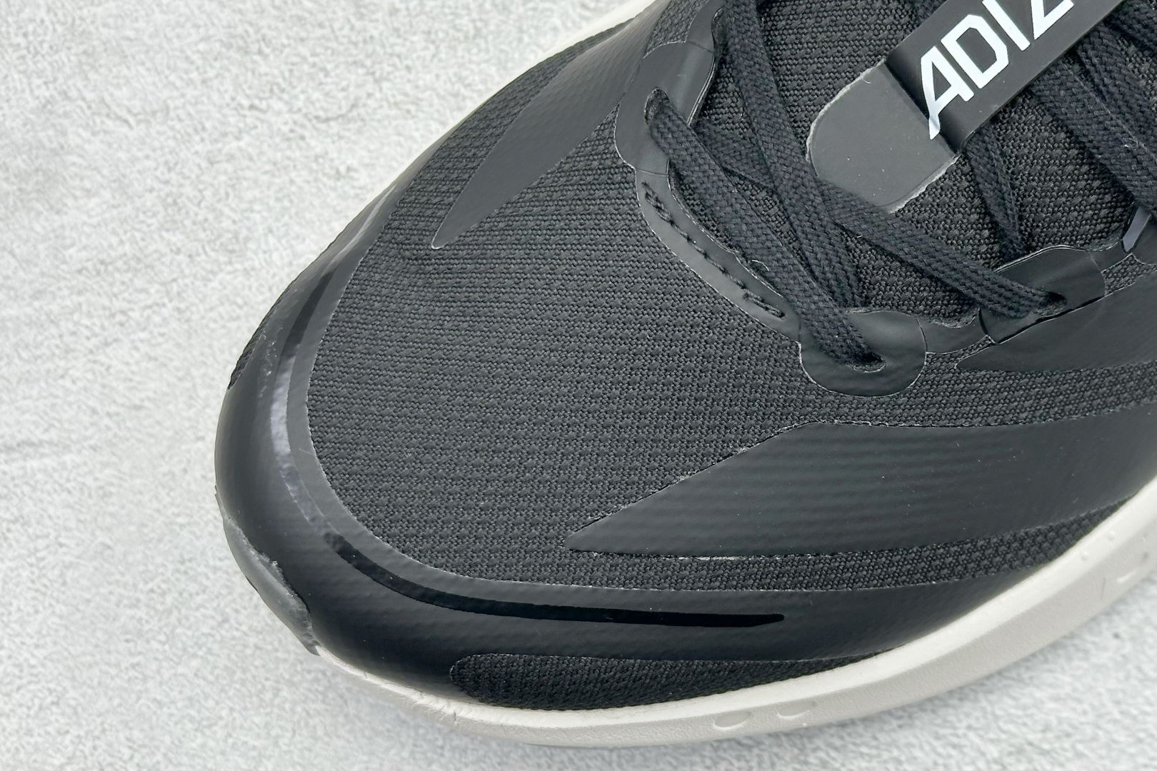 AD Adizero Boston 13 透气网布竞速跑鞋 JQ9829 AD Adizero Boston 13 透气网布竞速跑鞋 JQ9829