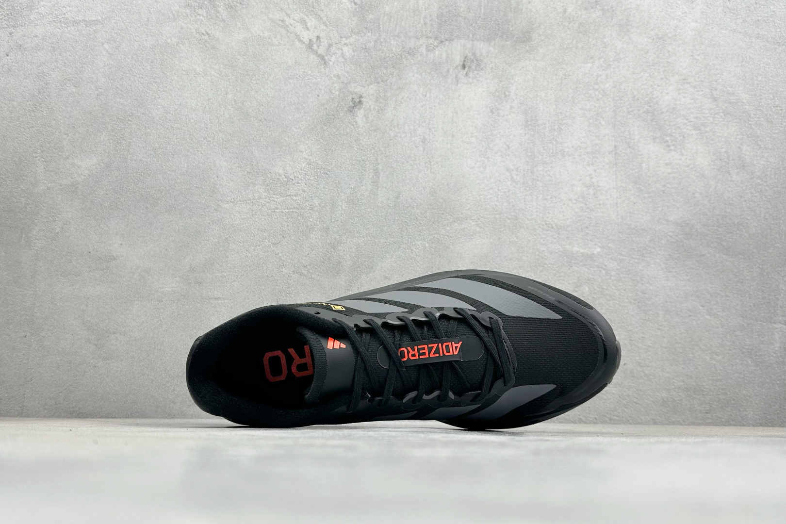 AD Adizero Boston 13 透气网布竞速跑鞋 JQ9828 AD Adizero Boston 13 透气网布竞速跑鞋 JQ9828