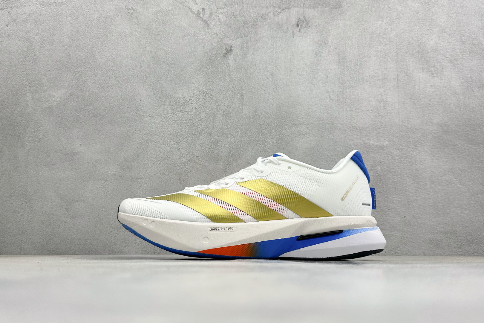 AD Adizero Boston 13 透气网布竞速跑鞋 JR4933 AD Adizero Boston 13 透气网布竞速跑鞋 JR4933