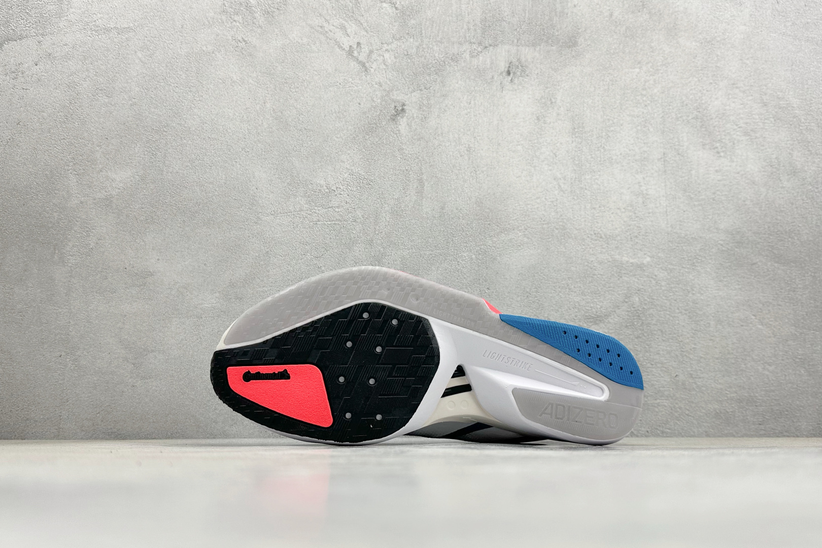 AD Adizero Boston 13 透气网布竞速跑鞋 JS4868 AD Adizero Boston 13 透气网布竞速跑鞋 JS4868