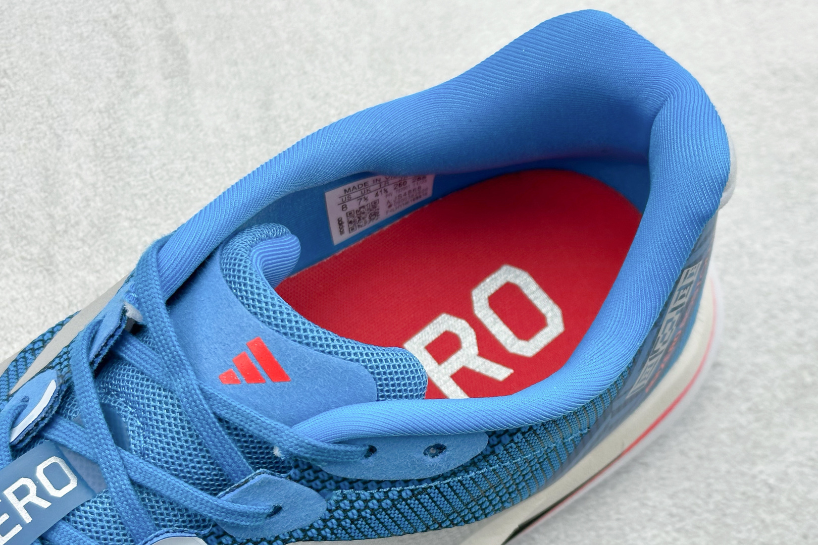 AD Adizero Boston 13 透气网布竞速跑鞋 JS4868 AD Adizero Boston 13 透气网布竞速跑鞋 JS4868