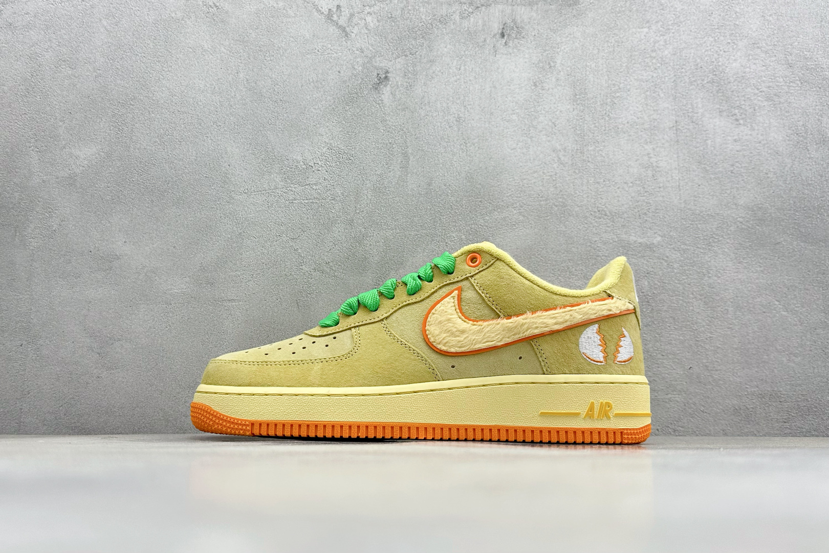 S2纯原OAF x Nike Air Force 1’07 Low Egg 联名款 空军一号低帮休闲板鞋 IU7612-700 S2纯原OAF x Nike Air Force 1’07 Low Egg 联名款 空军一号低帮休闲板鞋 IU7612-700