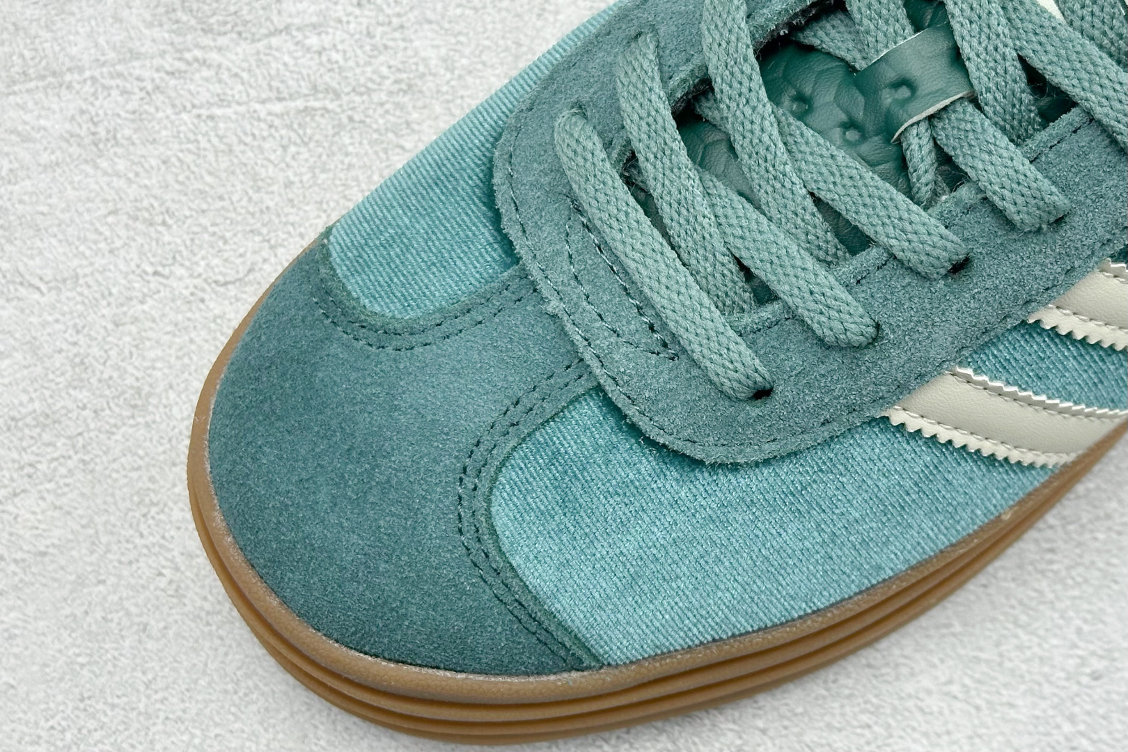 FX版Adidas Originals Gazelle Bold 三叶草厚底休闲防滑耐磨低帮板鞋 IG4391 FX版Adidas Originals Gazelle Bold 三叶草厚底休闲防滑耐磨低帮板鞋 IG4391