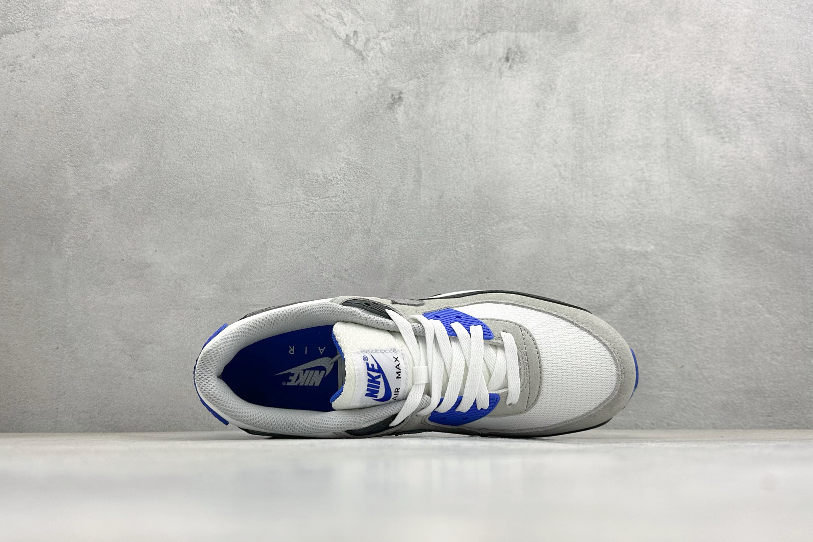 NIke Air 90小气垫运动鞋 融合经典设计线条和丰富材质 DM0029-112 NIke Air 90小气垫运动鞋 融合经典设计线条和丰富材质 DM0029-112