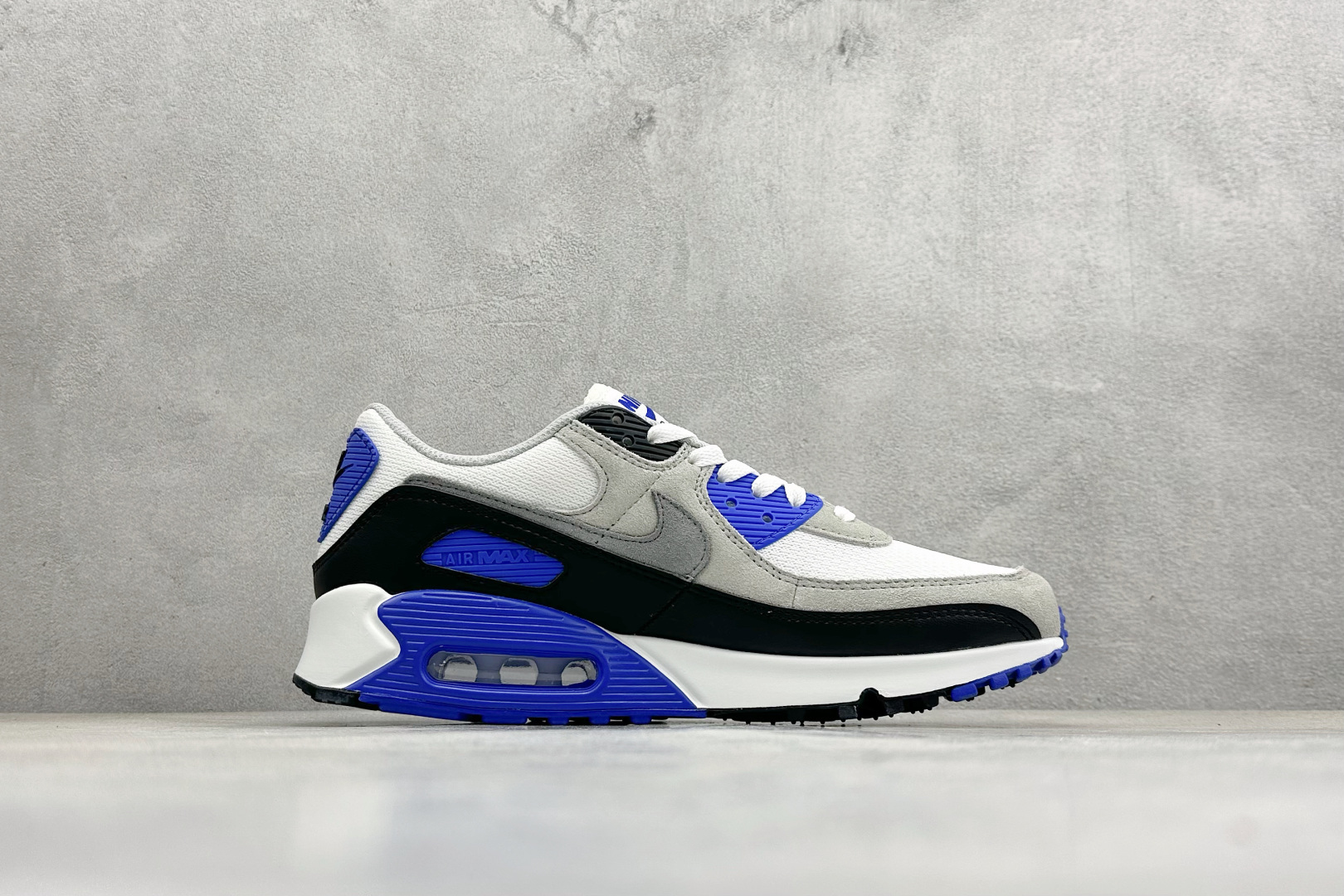 NIke Air 90小气垫运动鞋 融合经典设计线条和丰富材质 DM0029-112 NIke Air 90小气垫运动鞋 融合经典设计线条和丰富材质 DM0029-112