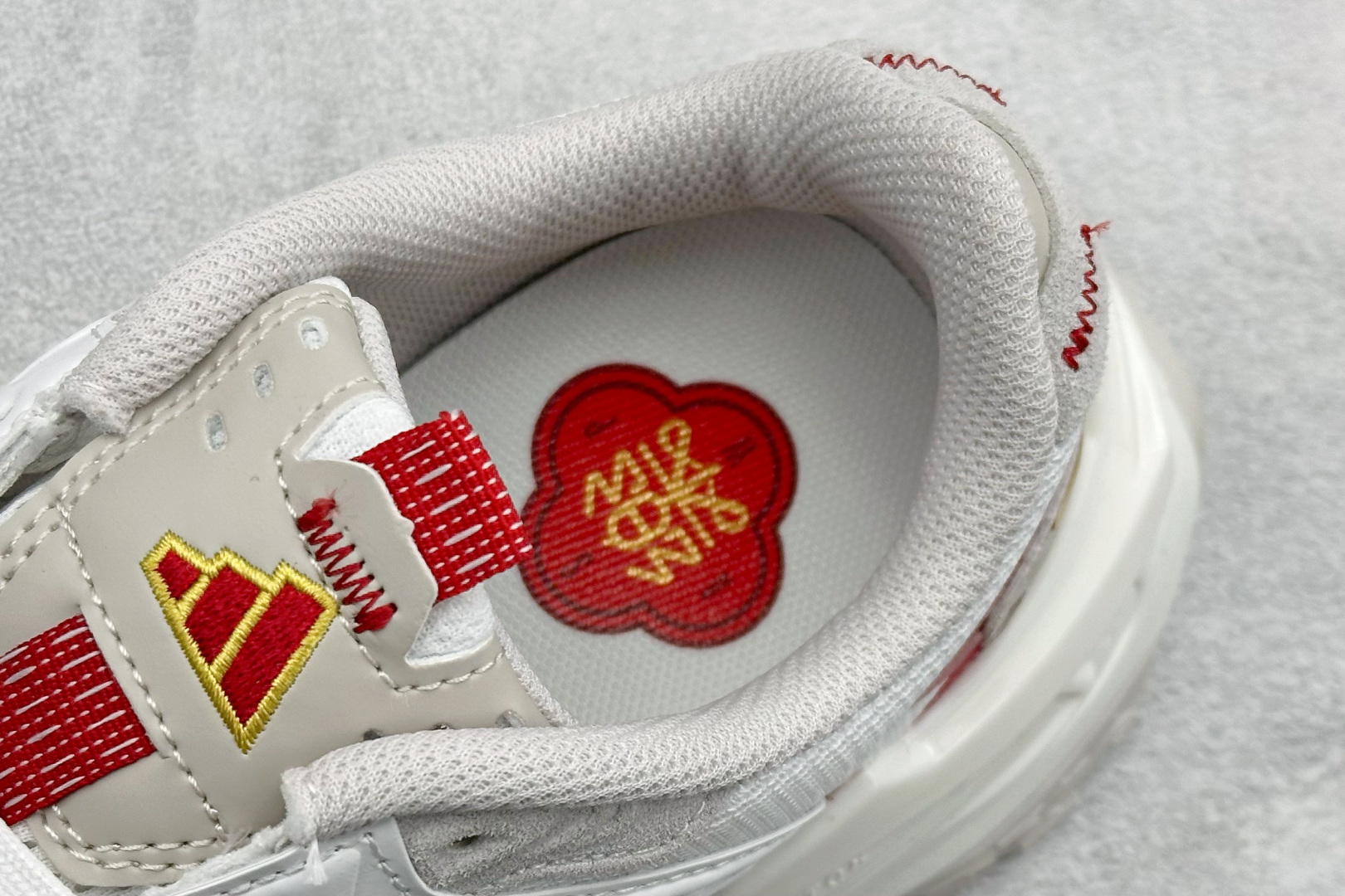 XS版Adidas XLG Storm Edge 阿迪复古透气休闲老爹鞋 KI1855 XS版Adidas XLG Storm Edge 阿迪复古透气休闲老爹鞋 KI1855