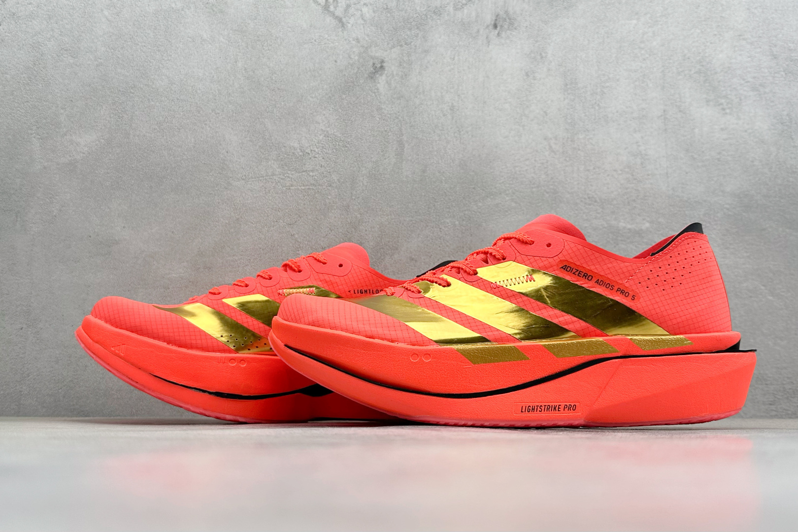 TY版Adidas ADIZERO ADIOS 5 M 马拉松竞速专业跑鞋 CELERMESH针织网面非常轻薄 K18292 TY版Adidas ADIZERO ADIOS 5 M 马拉松竞速专业跑鞋 CELERMESH针织网面非常轻薄 K18292