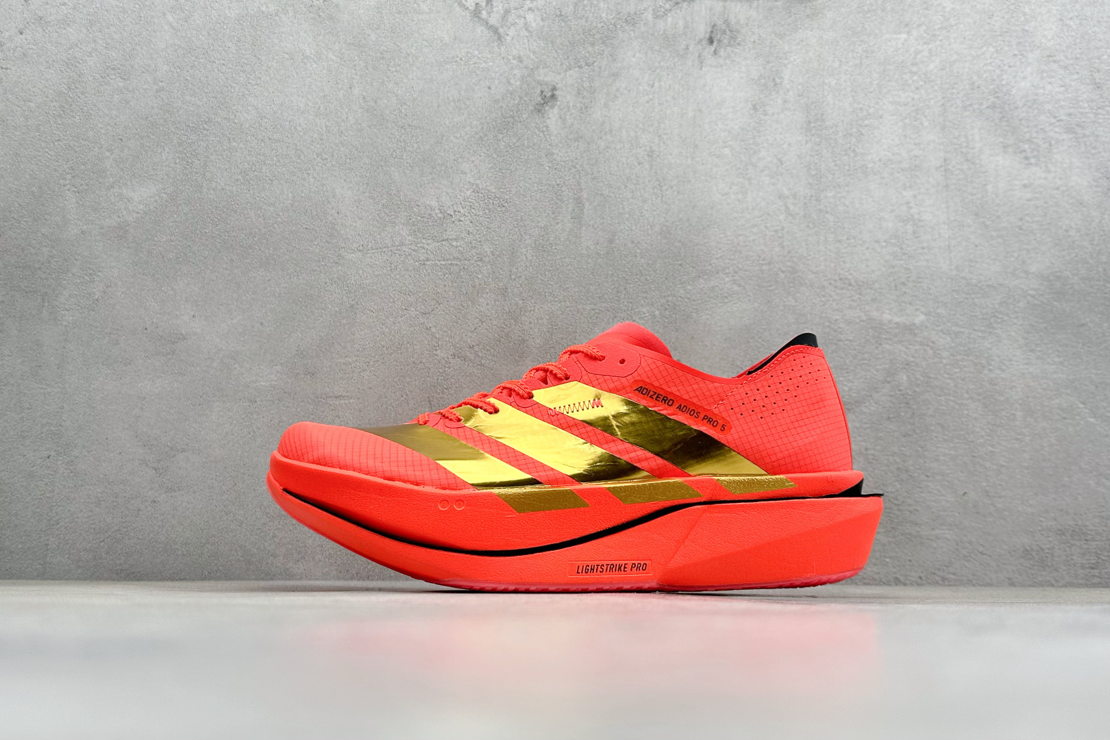 TY版Adidas ADIZERO ADIOS 5 M 马拉松竞速专业跑鞋 CELERMESH针织网面非常轻薄 K18292 TY版Adidas ADIZERO ADIOS 5 M 马拉松竞速专业跑鞋 CELERMESH针织网面非常轻薄 K18292