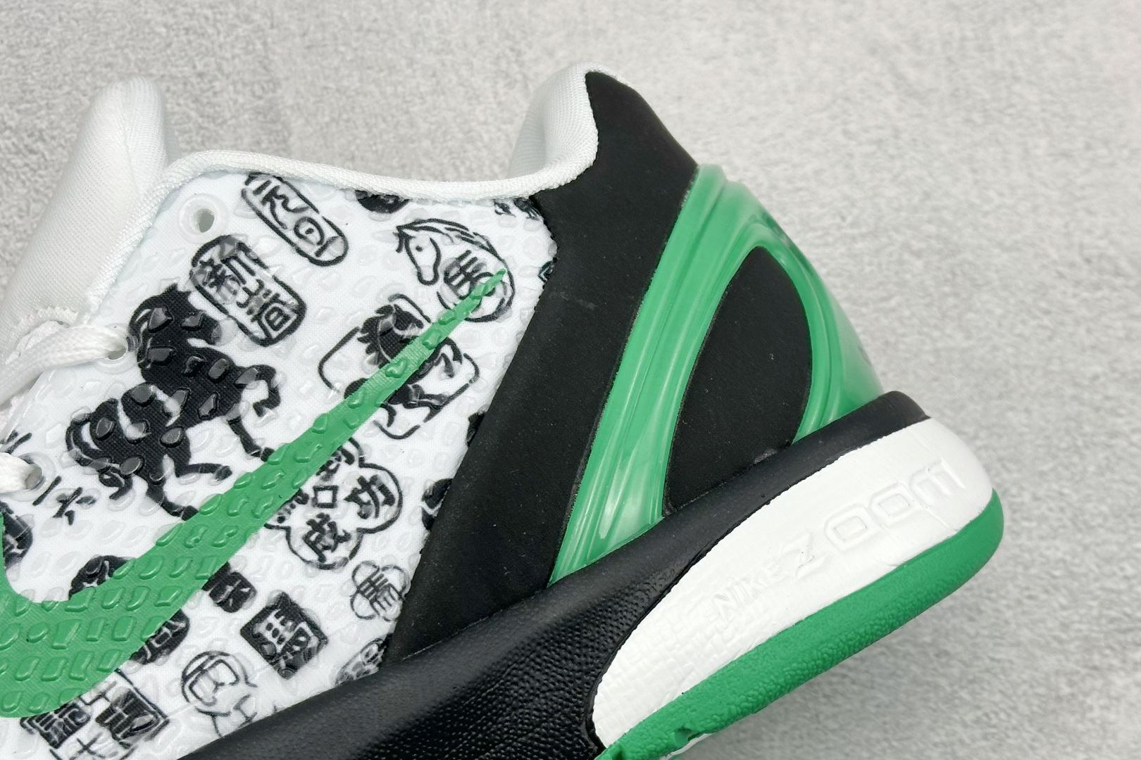 Nike Zoom Kobe VI 马年限定 CNY新年款 耐克 科比6代系列 低帮复刻实战运动低帮文化篮球鞋 CW2190-015 Nike Zoom Kobe VI 马年限定 CNY新年款 耐克 科比6代系列 低帮复刻实战运动低帮文化篮球鞋 CW2190-015