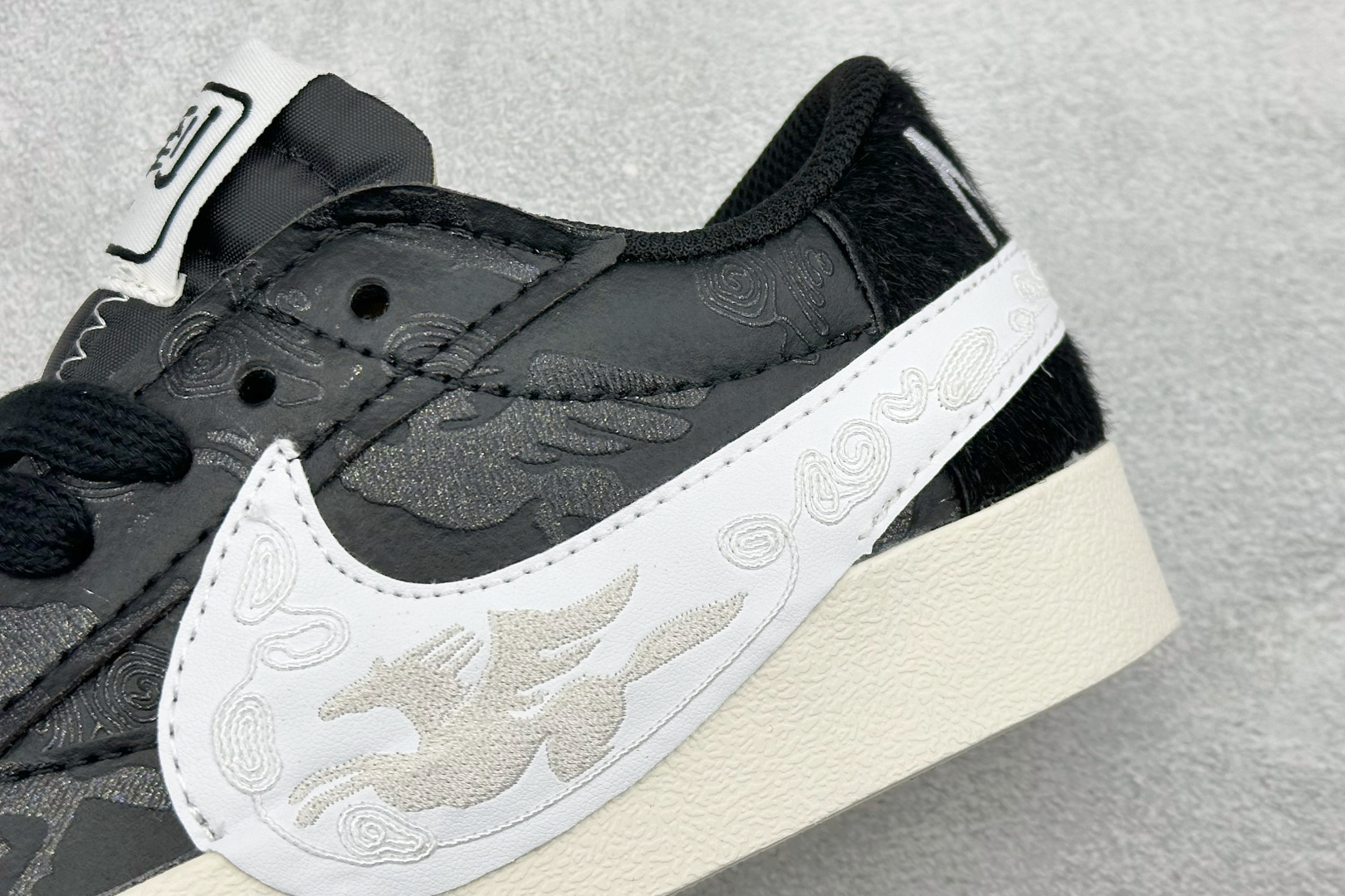 Nike Blazer Low '77 Jumbo 原装配色 马年限定 开拓者板鞋 MN2026-001 Nike Blazer Low '77 Jumbo 原装配色 马年限定 开拓者板鞋 MN2026-001