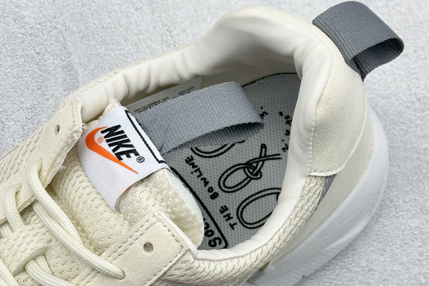 Tom Sachs x NK Craft Mars Yard 2.0 全新新标版本 AA2261-200 Tom Sachs x NK Craft Mars Yard 2.0 全新新标版本 AA2261-200