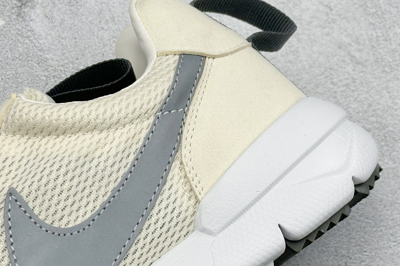 Tom Sachs x NK Craft Mars Yard 2.0 全新新标版本 AA2261-200 Tom Sachs x NK Craft Mars Yard 2.0 全新新标版本 AA2261-200