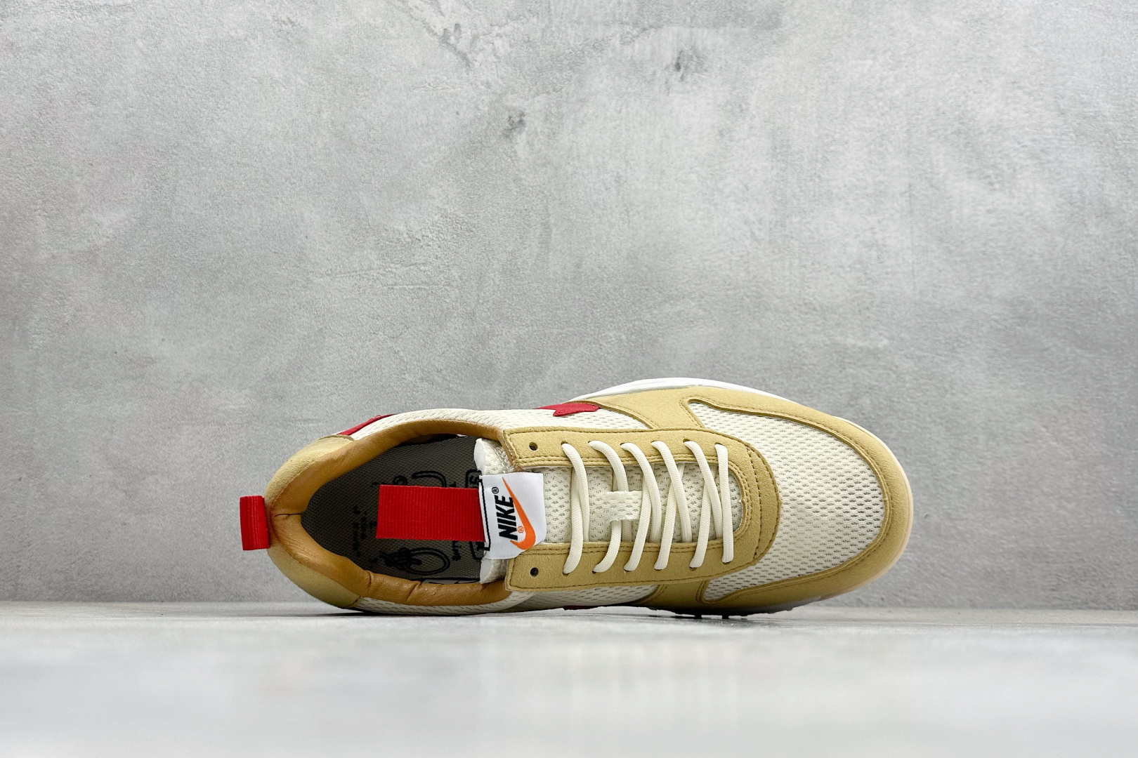 Tom Sachs x NK Craft Mars Yard 2.0 全新新标版本 AA2261-100 Tom Sachs x NK Craft Mars Yard 2.0 全新新标版本 AA2261-100